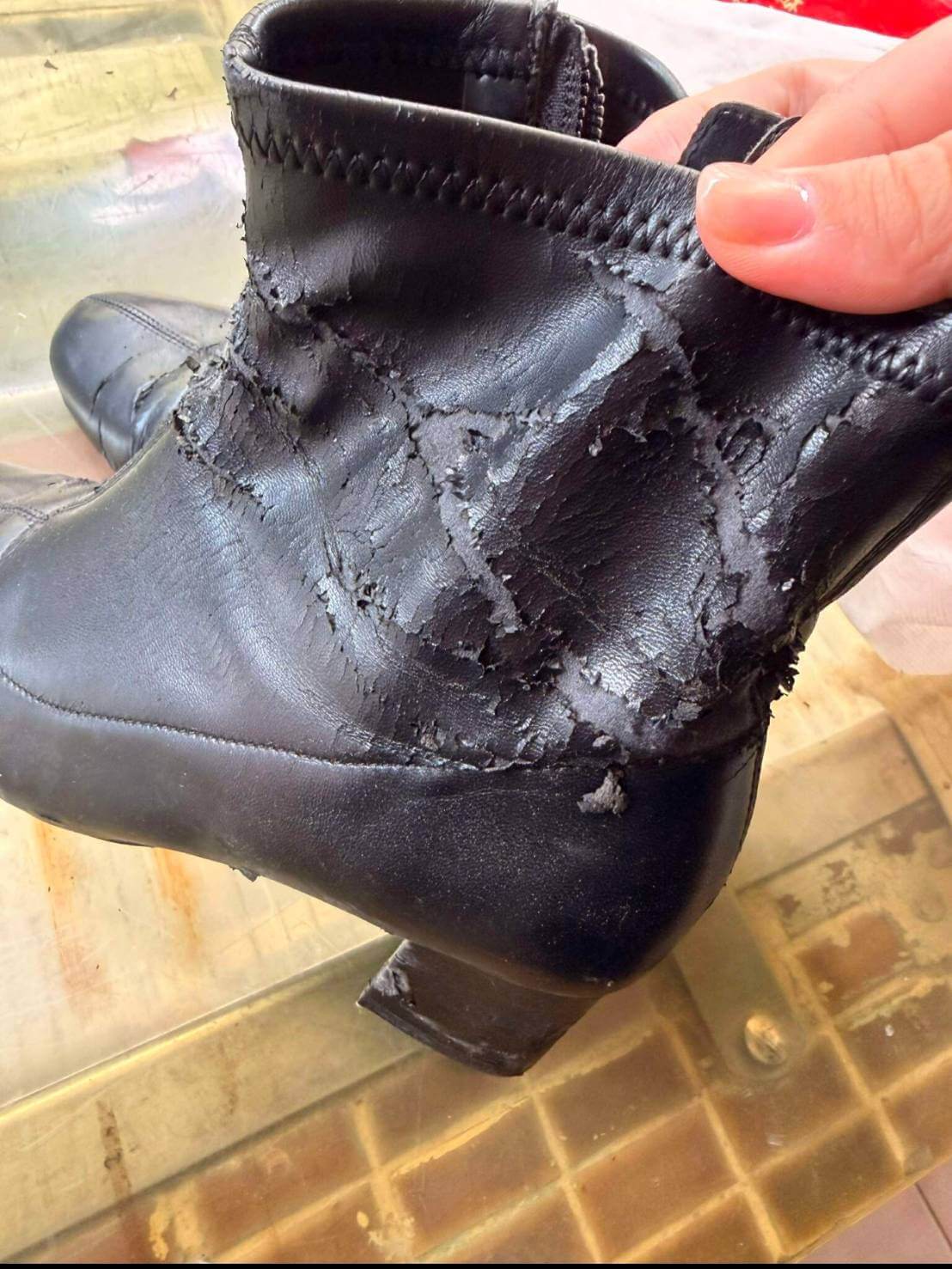 揭開素食皮鞋的秘密！素食皮革真的比較好嗎？